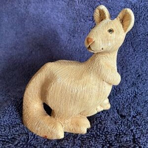 🩷 Artesania Rinconada Pottery Kangaroo with Baby #165 Figurine Retired
